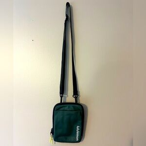LULULEMON EASY ACCESS CROSSBODY BAG 1.5L